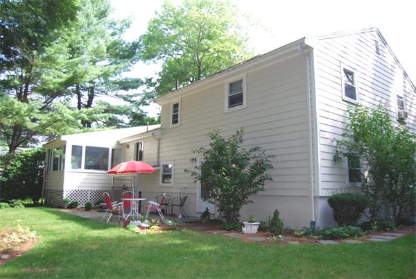 39 Sherburne Road Lexington, MA 02421 - Photo 16 of 20