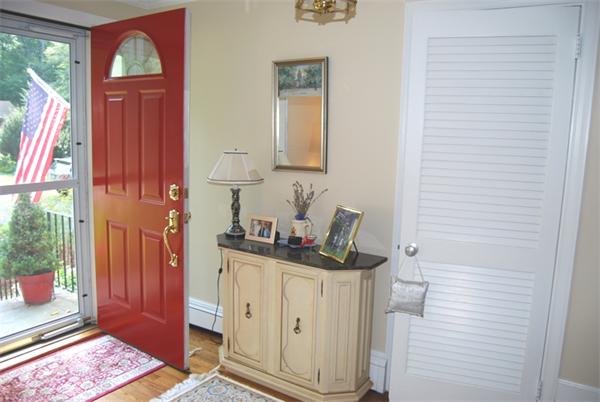 39 Sherburne Road Lexington, MA 02421 - Photo 2 of 20