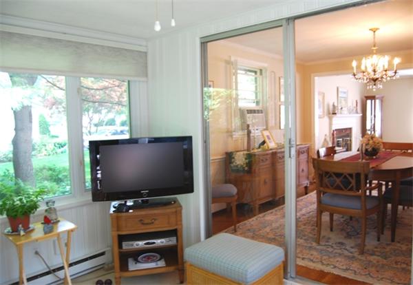39 Sherburne Road Lexington, MA 02421 - Photo 8 of 20