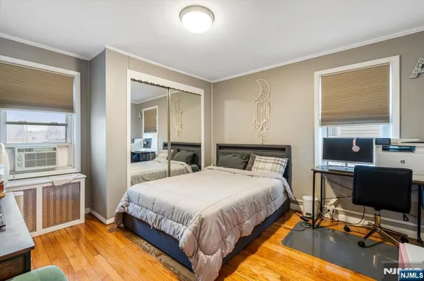 $765,000 | 502 6th Avenue, Lyndhurst, NJ 07071