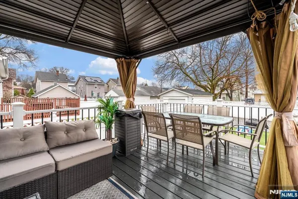 $765,000 | 502 6th Avenue, Lyndhurst, NJ 07071