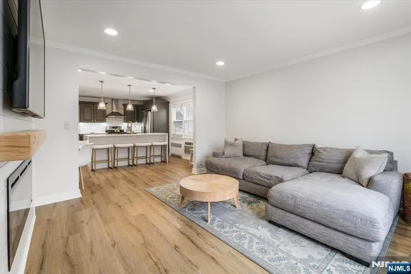 $765,000 | 502 6th Avenue, Lyndhurst, NJ 07071