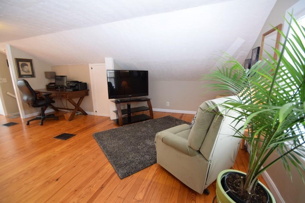 93 Selwyn Road Randolph, MA 02368 - Photo 25 of 40 Gallery Image 25