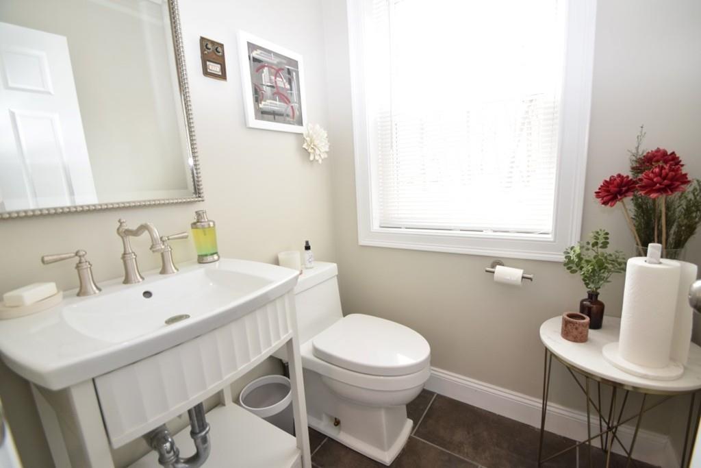 93 Selwyn Road Randolph, MA 02368 - Photo 30 of 40 Gallery Image 30