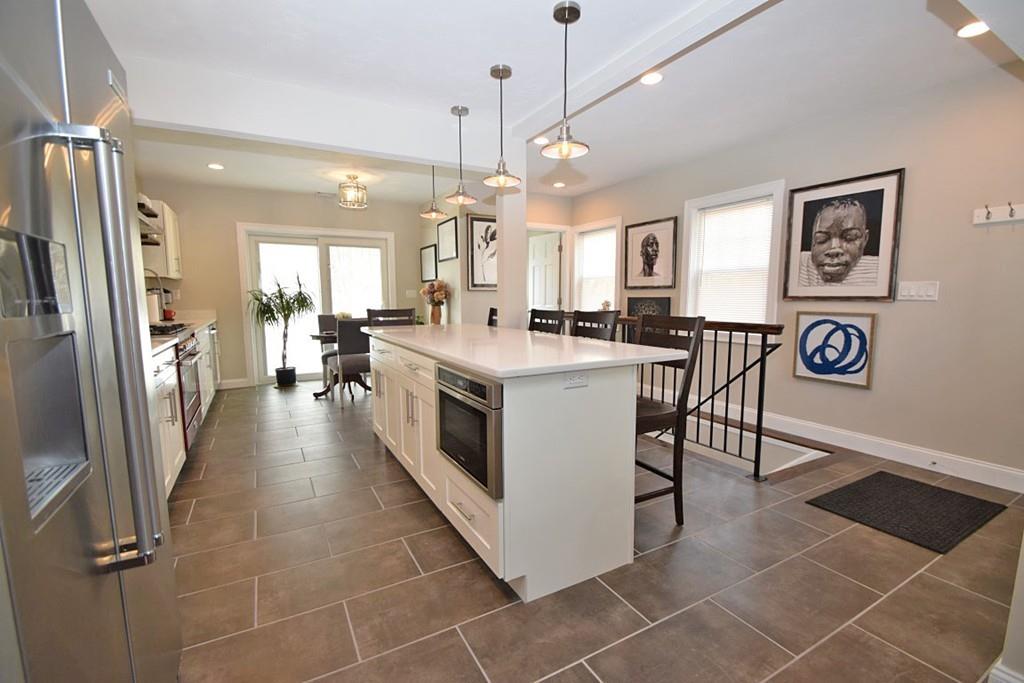 93 Selwyn Road Randolph, MA 02368 - Photo 4 of 40 Gallery Image 4