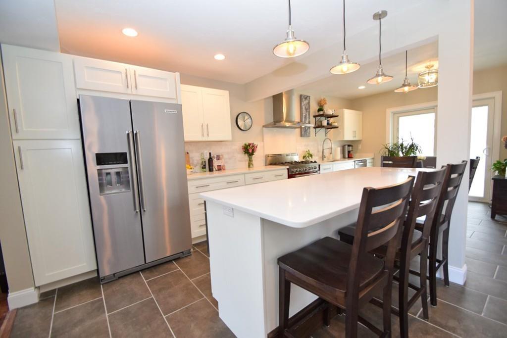 93 Selwyn Road Randolph, MA 02368 - Photo 5 of 40 Gallery Image 5
