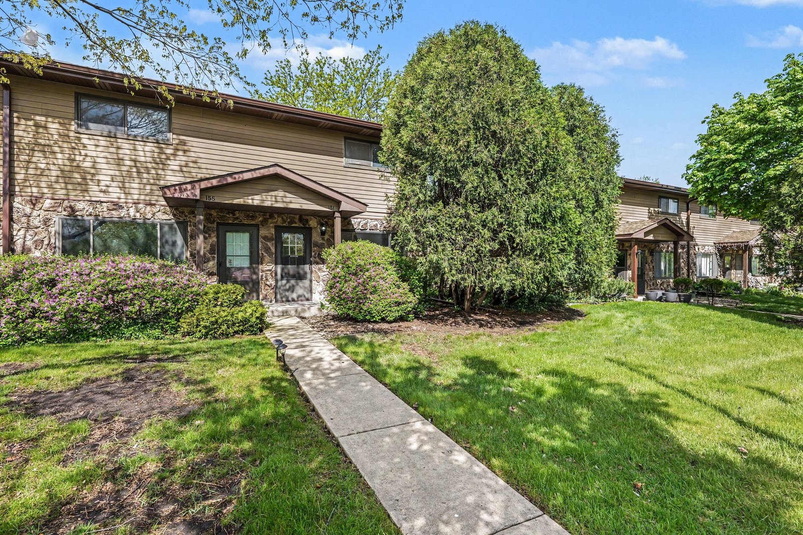 151 Ruga Court Addison, IL 60101 - Photo 3 of 16