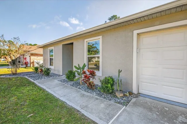 $342,900 | 30 Ryley Lane, Palm Coast, FL 32164