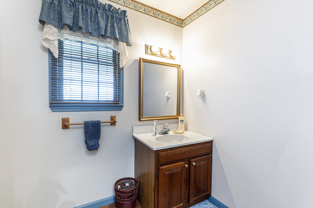 872 Escondida Road Paris, KY 40361 - Photo 21 of 39 872escondida19