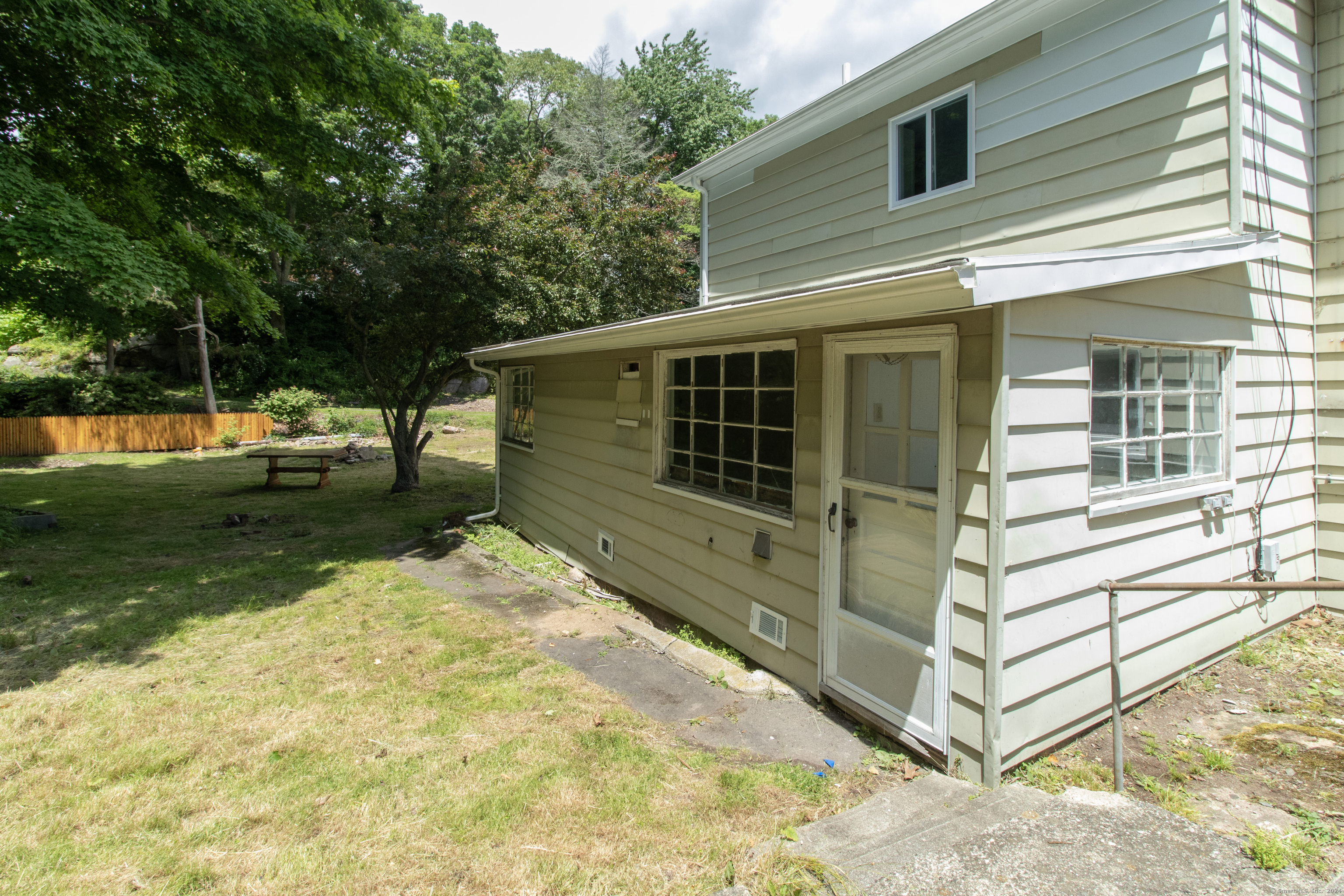 30 Grove Street, Unit B Branford, CT 06405 - Photo 1 of 1