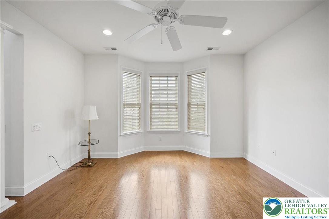 2616 Pioneer Road Bethlehem, PA 18017 - Photo 11 of 58 Formal Living Room
