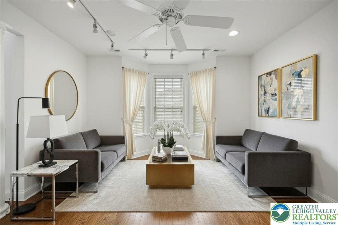 2616 Pioneer Road Bethlehem, PA 18017 - Photo 12 of 58 Virtual Staging