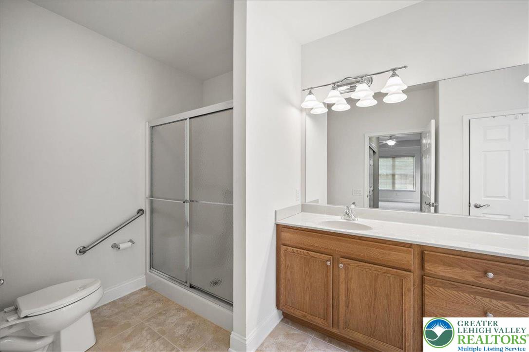 2616 Pioneer Road Bethlehem, PA 18017 - Photo 35 of 58 En Suite Master Bath