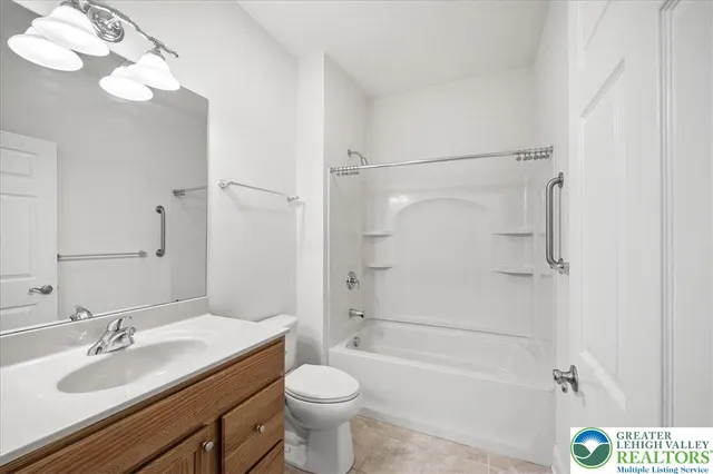 $699,901 | 2616 Pioneer Road, Bethlehem, PA 18017