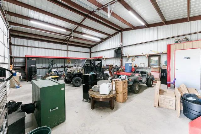 $1,100,000 | 5812 East County Road 6400, Lubbock, TX 79403