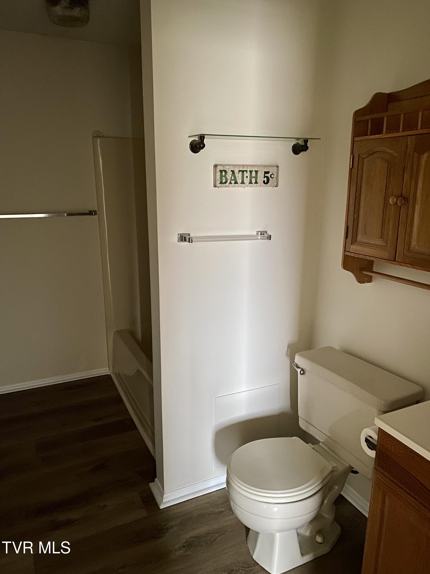 4204 Carroll Creek Road Johnson City, TN 37604 - Photo 14 of 18 IMG_6428