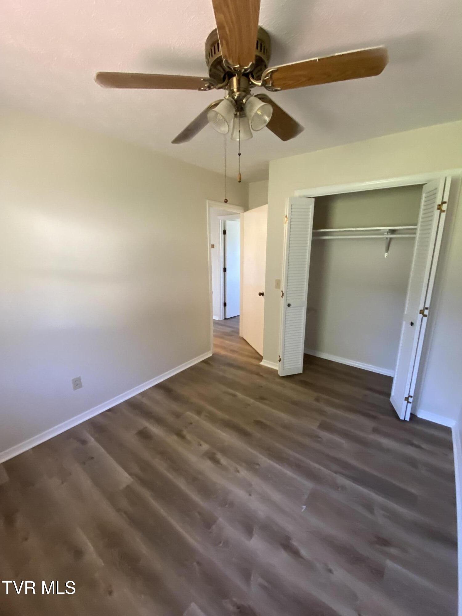 4204 Carroll Creek Road Johnson City, TN 37604 - Photo 9 of 18 IMG_6055