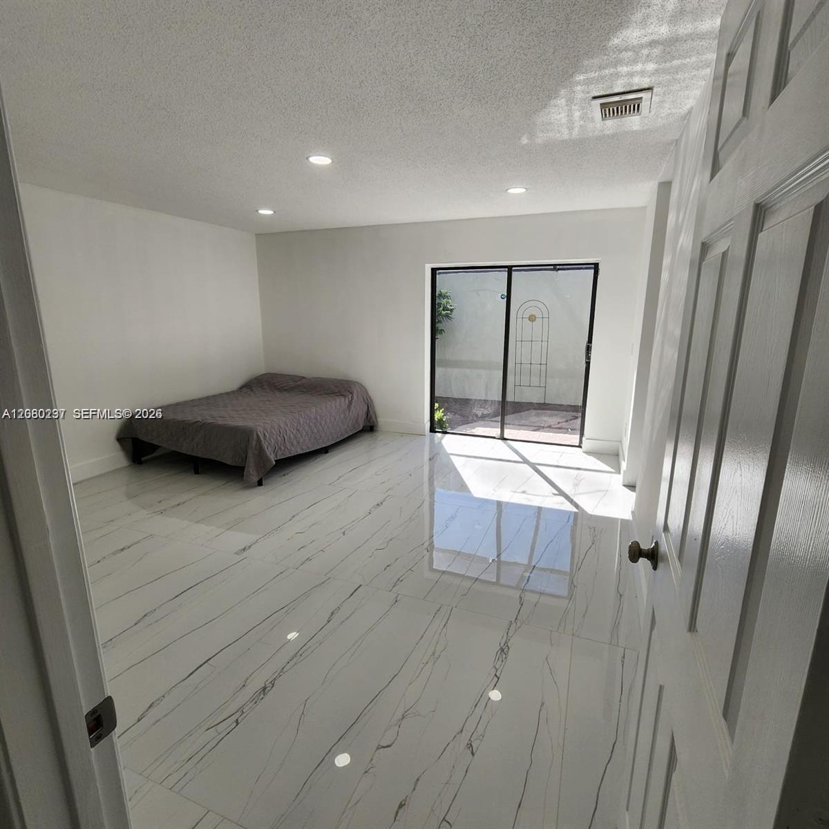 9088 Southwest 22nd Street, Unit E Boca Raton, FL 33428 - Photo 11 of 26 Gallery Image 11