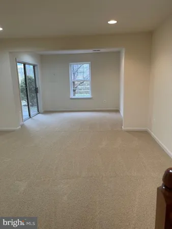 $2,850 | 12039 Kemps Landing Circle, Manassas, VA 20109