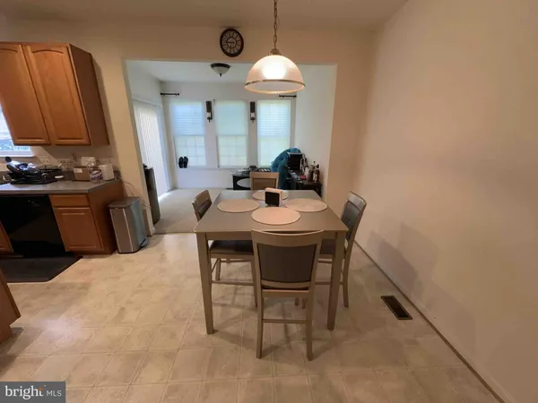 $2,850 | 12039 Kemps Landing Circle, Manassas, VA 20109