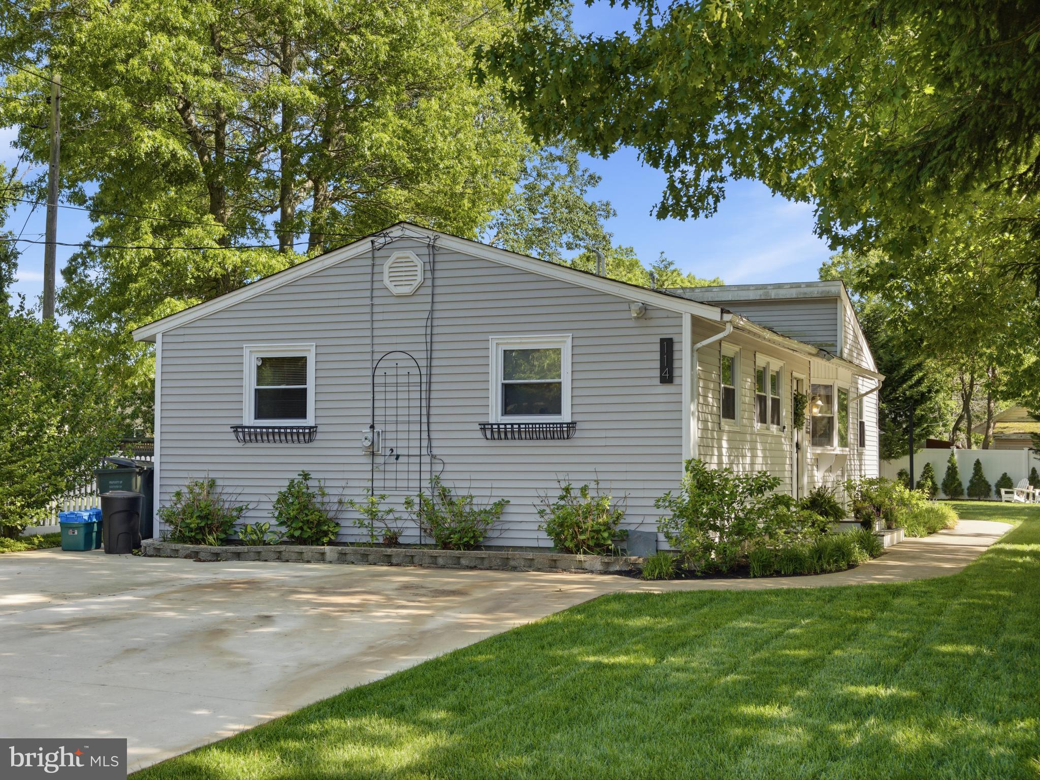 114 3rd Avenue Tuckerton, NJ 08087 - Photo 2 of 42
