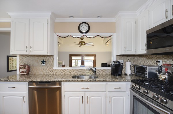 82 Hitty Tom Road Duxbury, MA 02332 - Photo 3 of 26 Gallery Image 3