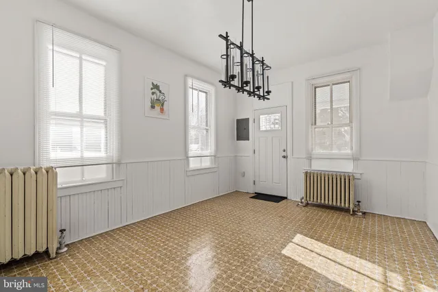 $267,900 | 148 North Carlisle Street, Greencastle, PA 17225