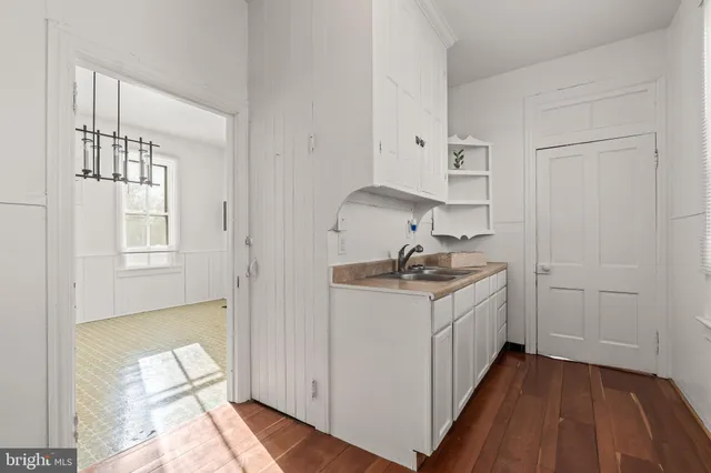 $267,900 | 148 North Carlisle Street, Greencastle, PA 17225