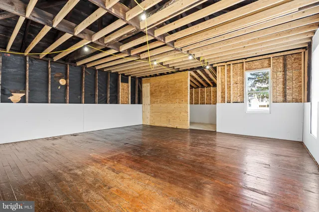 $267,900 | 148 North Carlisle Street, Greencastle, PA 17225