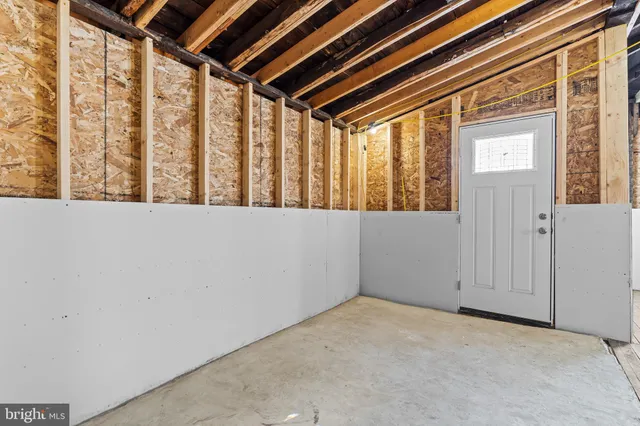 $267,900 | 148 North Carlisle Street, Greencastle, PA 17225