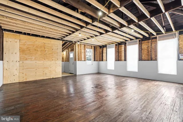 $267,900 | 148 North Carlisle Street, Greencastle, PA 17225