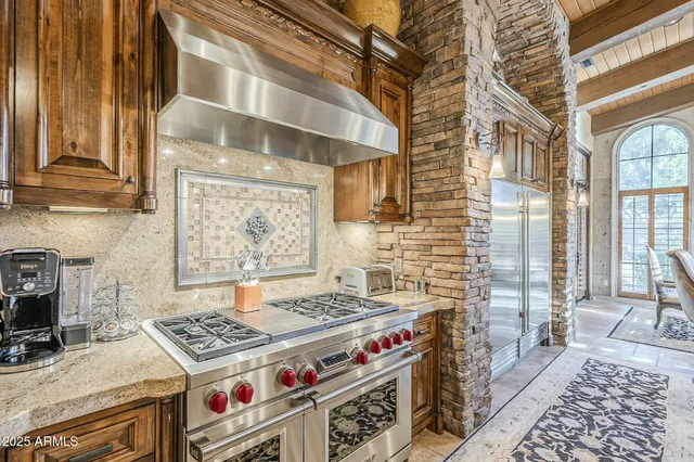 $7,995,000 | 5030 East Mockingbird Lane, Paradise Valley, AZ 85253