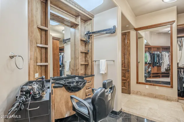 $7,995,000 | 5030 East Mockingbird Lane, Paradise Valley, AZ 85253