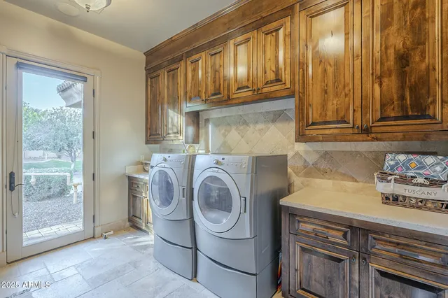 $7,995,000 | 5030 East Mockingbird Lane, Paradise Valley, AZ 85253