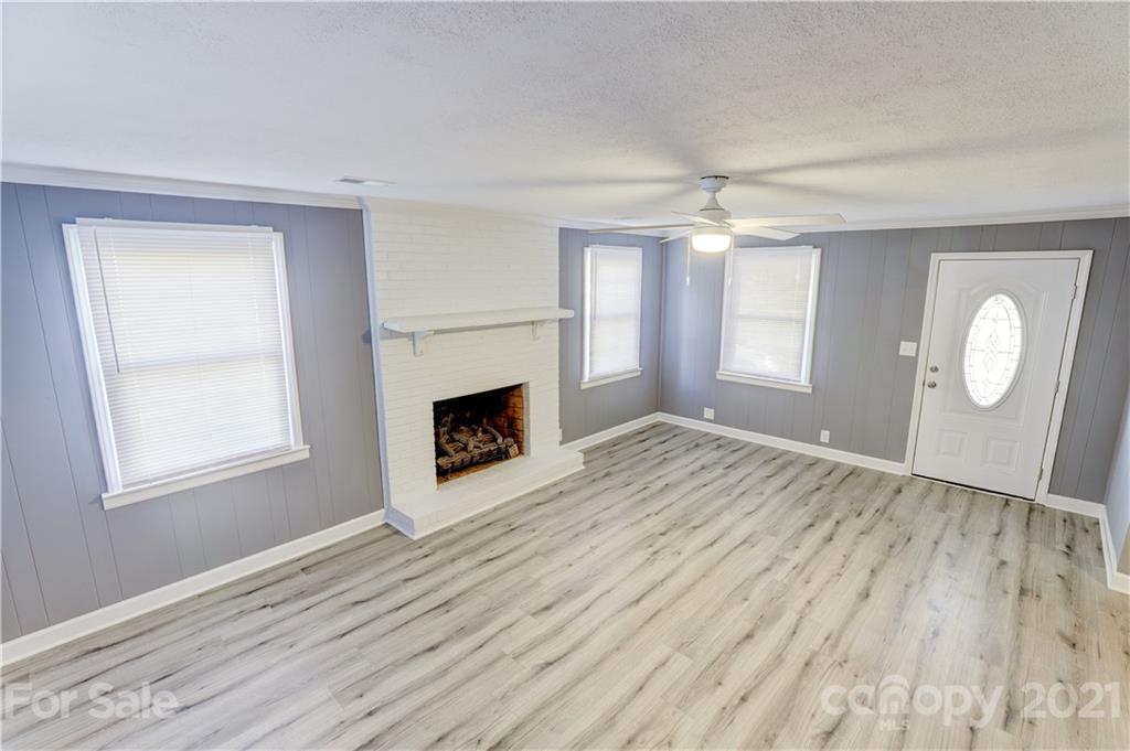715 Mauney Road Stanley, NC 28164 - Photo 3 of 34 Gallery Image 3