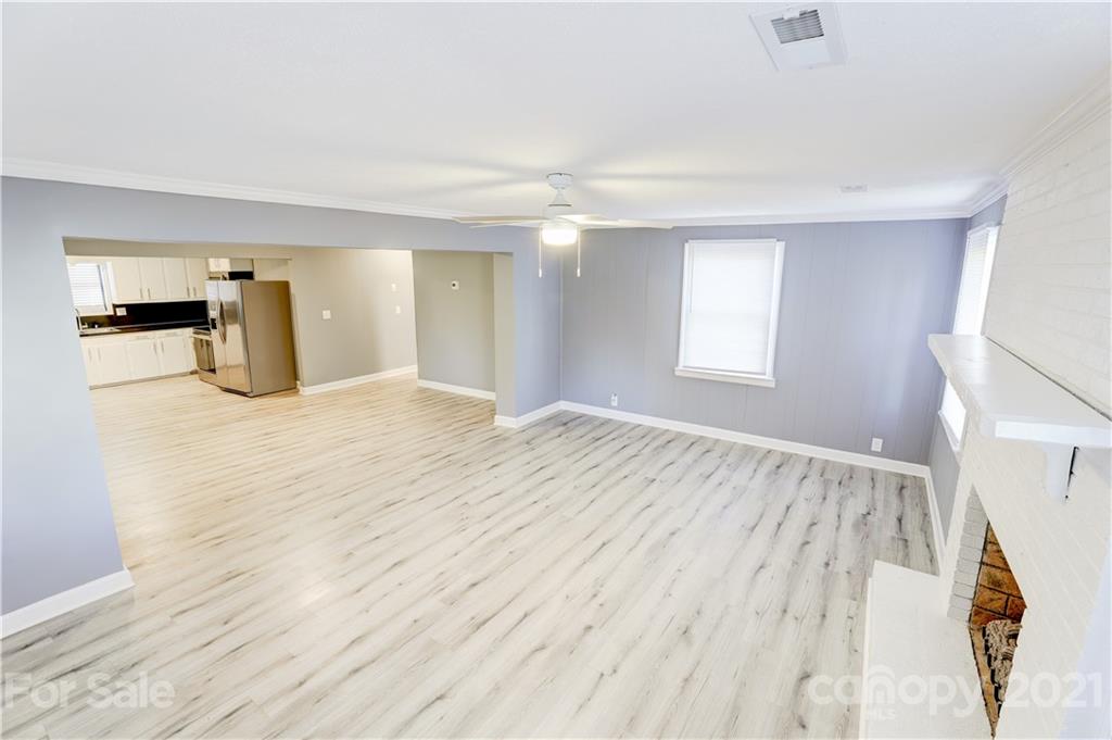 715 Mauney Road Stanley, NC 28164 - Photo 7 of 34 Gallery Image 7
