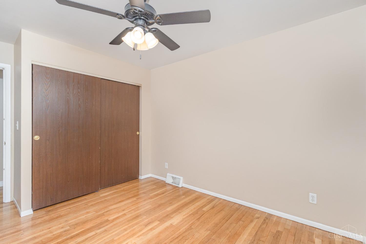 4445 Delhi Road Cincinnati, OH 45238 - Photo 12 of 19 Gallery Image 12