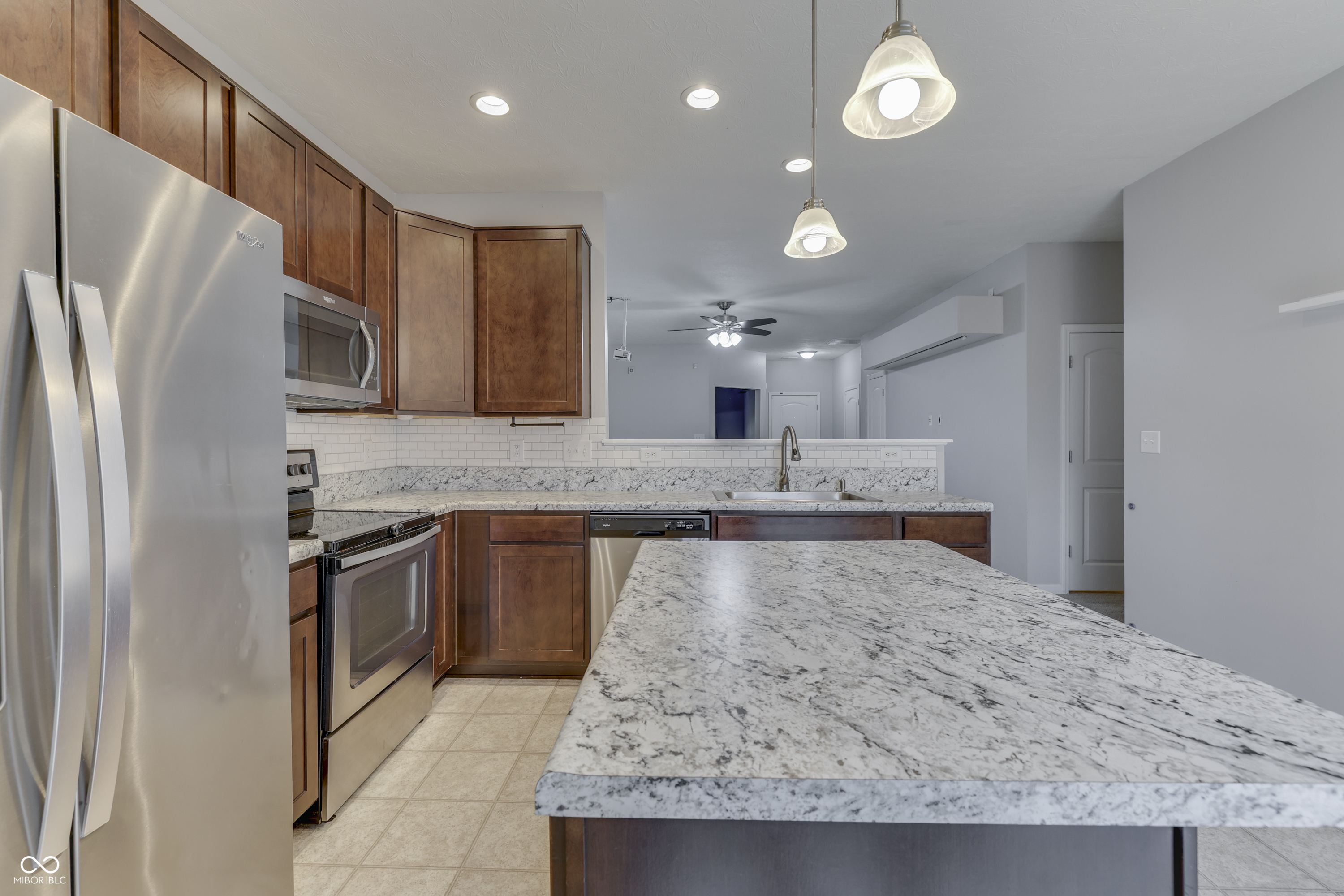 202 Longleaf Lane Greenfield, IN 46140 - Photo 14 of 39