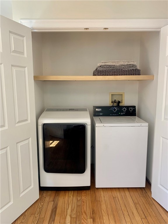 34 Maxson Hill Road Hopkinton, RI 02804 - Photo 14 of 44 1st Floor Laundry