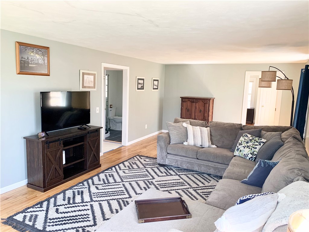 34 Maxson Hill Road Hopkinton, RI 02804 - Photo 4 of 44 ~Living Room