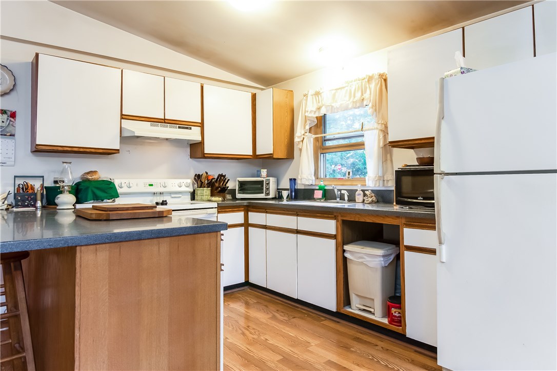 144 Collins Road Hopkinton, RI 02804 - Photo 9 of 20 Gallery Image 9
