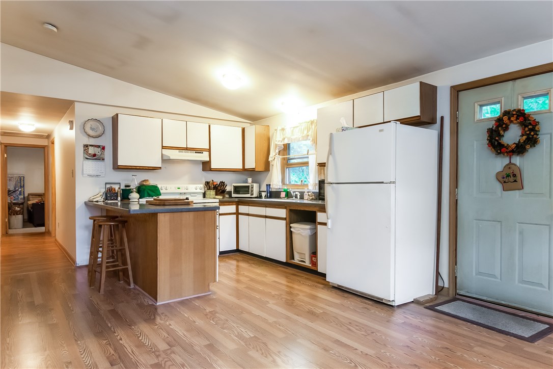 144 Collins Road Hopkinton, RI 02804 - Photo 10 of 20 Gallery Image 10