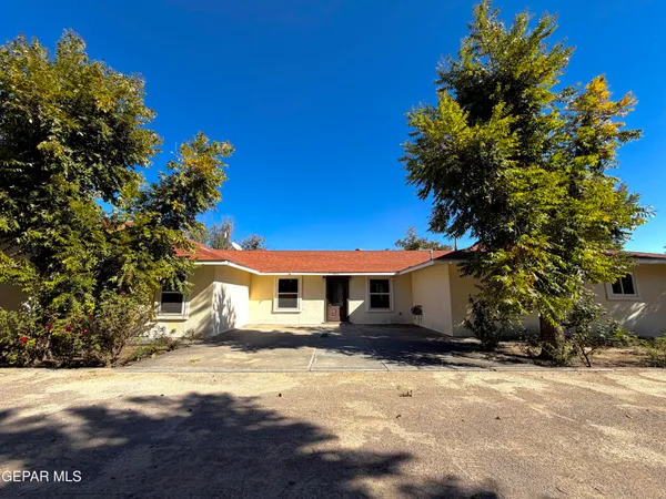 $440,000 | 2452 West Ohara Road, Anthony, NM 88021