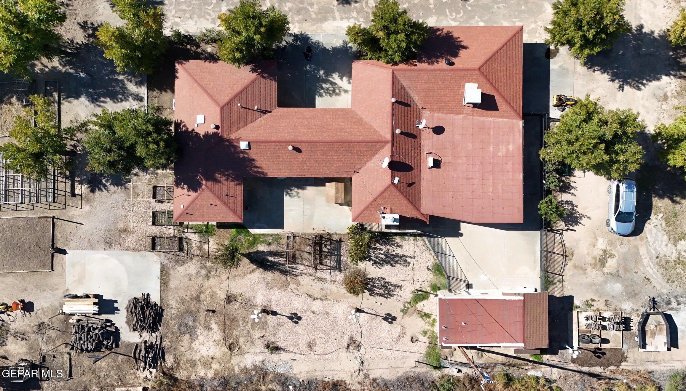 2452 West Ohara Road Anthony, NM 88021 - Photo 54 of 56 an aerial view of multiple houses with yard
