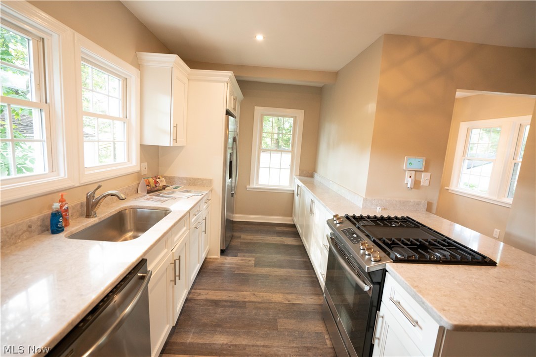 3151 Oak Road Cleveland, OH 44118 - Photo 12 of 35