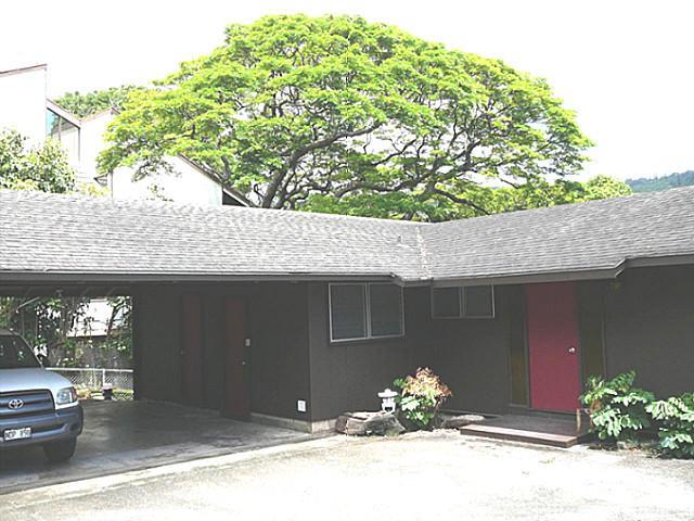 2212 Cooper Road Honolulu, HI 96822 - Photo 1 of 1 a front view of a house with yard