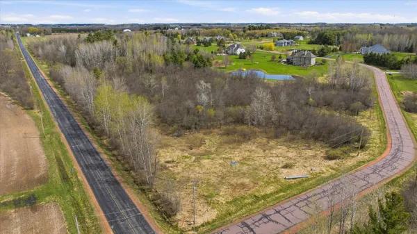 $55,000 | 3-4 Callaway Drive, Marshfield, WI 54449