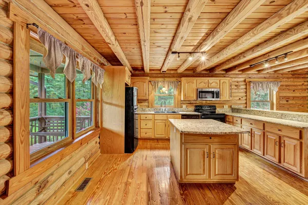$624,950 | 4630 Deer Trail Drive, Salem, VA 24153