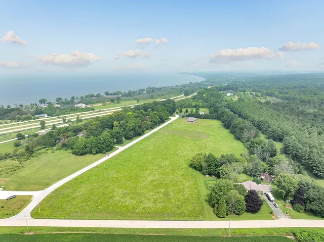 $49,900 | Oak Street, Unit 13, Luxemburg, WI 54217