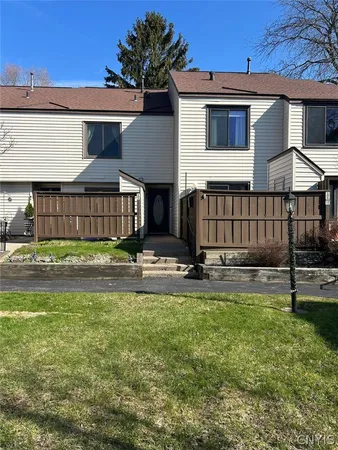 $149,900 | 205 Natick Circle, Camillus, NY 13031